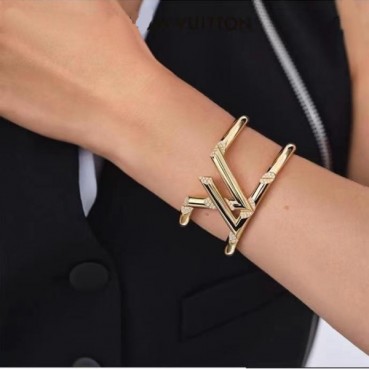 루이비통 여성 골드 팔찌 - Louis vuitton Womens Gold Bangle 