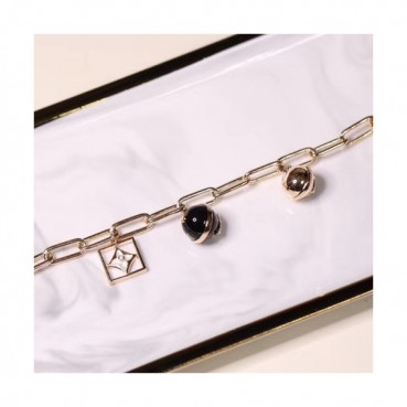 Louis Vuitton 2020 Ladies Bangle - 루이비통 2020 여성용 팔찌 ACC0420.(옐로우골드)