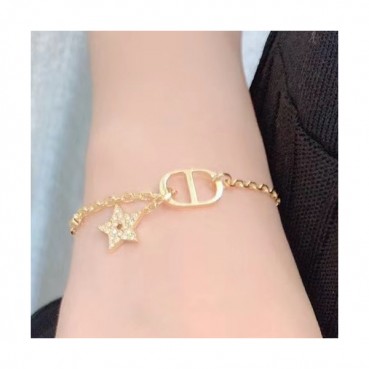 Dior 2020 Ladies Bangle - 디올 2020 여성용 팔찌 ACC0225.(옐로우골드)