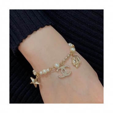 Chanel 2020 Ladies Bangle - 샤넬 2020 여성용 팔찌 ACC0198.(옐로우골드)