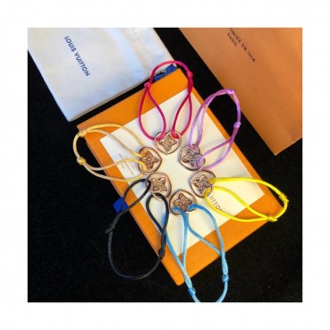 LouisVuitton Mm/Fm Bangle -루이비통 여성 18K도금  팔찌 Lou0054.6컬러(블랙,베이지,블루,핑크,펄퍼,옐로우)