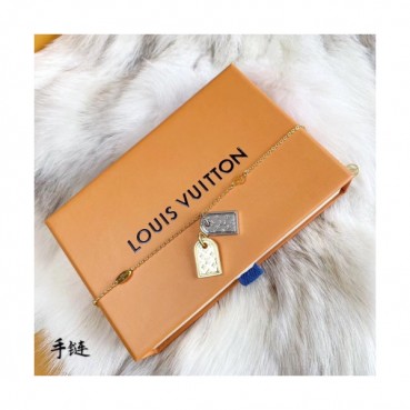 LouisVuitton   Bangle -루이비통  팔찌 Lou0049.컬러(화이트 골드)