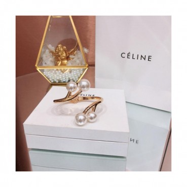 CELINE Yellow Gold Bangle  - 셀린느 여성용 팔지18k 도금 옐로우 골드cel0011.