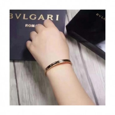 BULGARI hearts Rose Gold,White Gold,Rose Gold,Yellow Gold  Bangle  -불가리  여성용 팔지18k 도금 화이트 골드,로즈 골드, 옐로우 골드 팔찌 BUL0020.