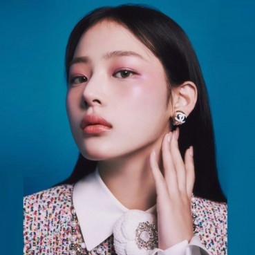 샤넬 여성 골드 이어링 - Chanel Womens Gold Earring 
