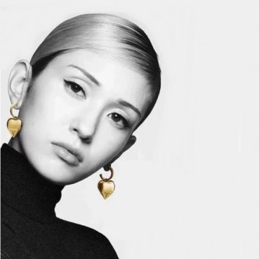 프라다 여성 골드 이어링 - Prada Womens Gold Earring 