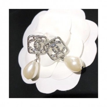 Chanel 2020 Ladies Earring  - 샤넬 2020 여성용 이어링 ACC0458.(실버)