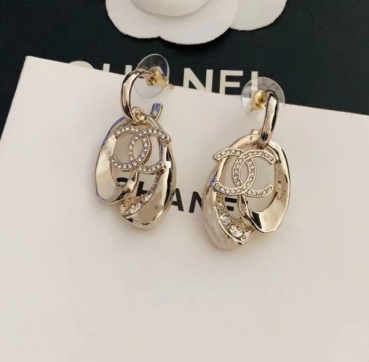 Chanel 2023 Ladies Earring  - 샤넬 2023 여성용 이어링 ACC0354.(옐로우골드)