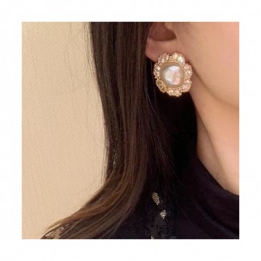 Chanel 2020 Ladies Earring  - 샤넬 2020 여성용 이어링 ACC0220.(옐로우골드)