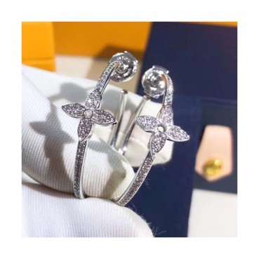 Louis Vuitton 2020 Ladies Earring  - 루이비통 2020 여성용 이어링 ACC0095.(실버)