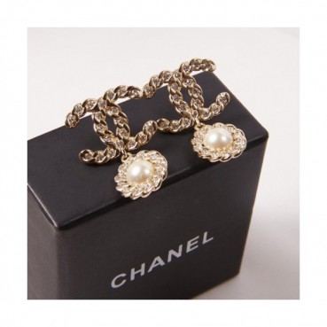 Chanel pearl  Earring  -샤넬 여성 진주 이어링 Cha0102.컬러(옐로우 골드)