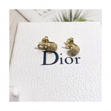 Dior  Yellow Gold  Earring - 디올  여성용 18k도금 옐로우 골드 귀걸이