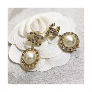 CHANEL  Yellow Gold  Earring - 샤넬  여성용 18k도금 옐로우 골드 귀걸이 2색(브라운,블랙)