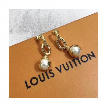 Louis Vuitton  Yellow Gold  Earring -루이비통  여성용 18k도금 옐로우 골드 귀걸이