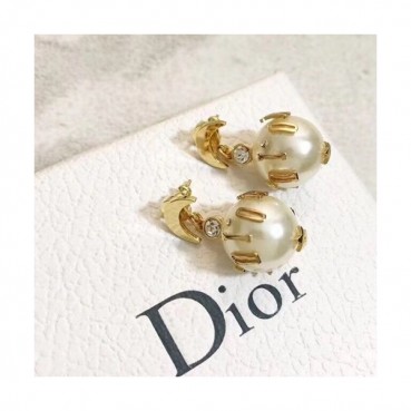 Dior  Yellow Gold  Earring - 디올  여성용 18k도금 옐로우 골드 귀걸이