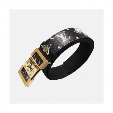 Louis vuitton 2019 Mens Box Logo Buckle Leather Belt - 루이비통 남성 신상 박스 로고 버클 레더 벨트 Lou0835x.Size(3.8cm).블랙금장