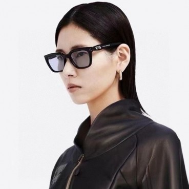 젠틀몬스터 여성 이니셜 선글라스 - Gentle Monster Womens Initial Eyewear 
