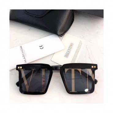 [소장가굿]Valentino 2019 Mm/Wm Retro Rockstud Acrylic Frame Eyewear - 발렌티노 남자 레트로 락스터드 아크릴 프레임 선글라스 Val0199x.Size(60