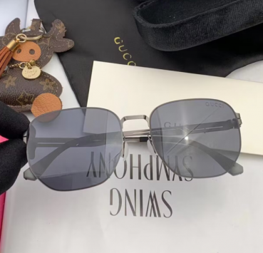 Gucci 2023 Mens Retro Metal Frame Sunglasses - 구찌 남성 레트로  메탈 프레임 선글라스 Guc01057x.Size(59