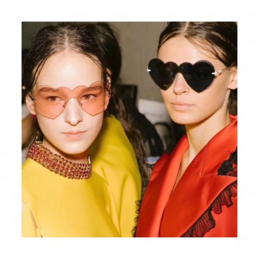 Gucci 2019 Womens Heart Style Metal Frame Sunglasses - 구찌 여성 하트 스타일 레트로 메탈 프레임 선글라스 Guc01040x.Size(145 