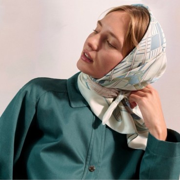 에르메스 여성 실크 스카프 - Hermes Womens Silk Scarf 