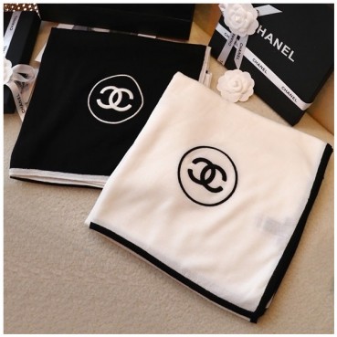 샤넬 여성 화이트 머플러 - Chanel Womens White Muffler 