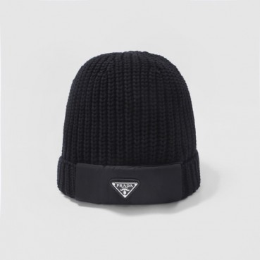 프라다 남/녀 블랙 비니  - Prada Unisex Black Beanie 