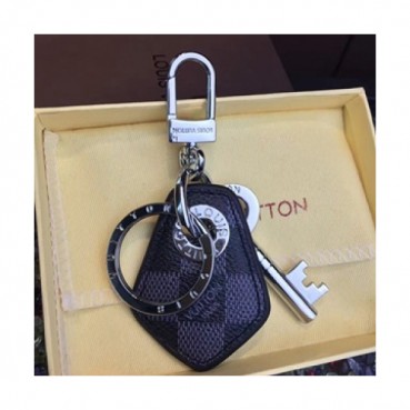 LouisVuitton bag charm-루이비통 키 홀더 Lou0026.2컬러(옐로우 골드,실버 )