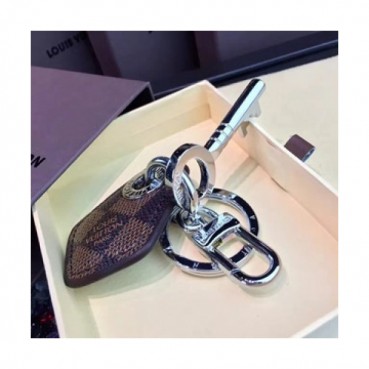 LouisVuitton bag charm-루이비통 키 홀더 Lou0025.2컬러(옐로우 골드,실버 )