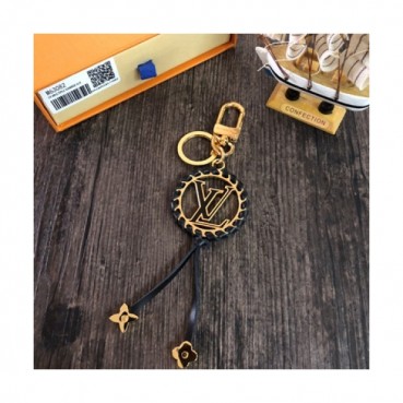 LouisVuitton bag charm-루이비통 트위스트 백 참 Lou0010.