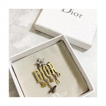 D&G  Rose Gold  Brooch - 돌체앤가바나   여성용 18k도금  로즈골드 브로치