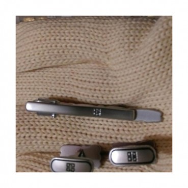 GIVENCHY   MENS WHITE GOLD  CUFFS -  지방시   남성용 18k도금 화이트 골드 커프스 단추 세트