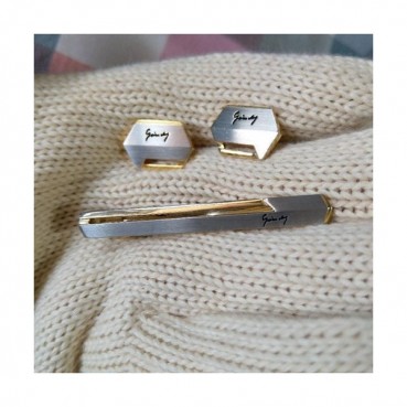 GIVENCHY  MENS  YELLOW  GOLD   CUFFS -  지방시  남성용  18k도금 옐로우  골드 커프스 단추 세트