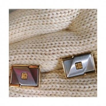GIVENCHY   MENS  YELLOW  GOLD   CUFFS -  지방시  남성용  18k도금 옐로우  골드 커프스 단추