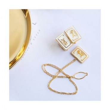 CELINE   MENS  YELLOW  GOLD   CUFFS -  셀리느  남성용 18k도금 옐로우 골드 커프스 단추 세트