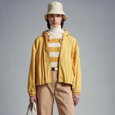 몽클레어 여성 옐로우 자켓 - Moncler Womens Yellow Jackets 