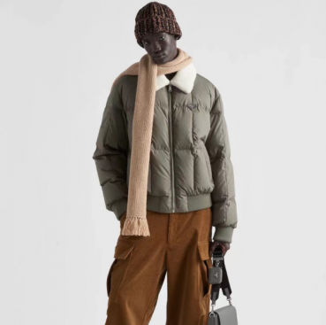 프라다 남성 카키 패딩 자켓 - Prada Mens khaki Jackets 
