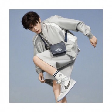 [디올]Dior 2020 Mens Logo Modern Casual Jackets - 디올 2020 남성 로고 모던 캐쥬얼 자켓 Dio0810x.Size(m 