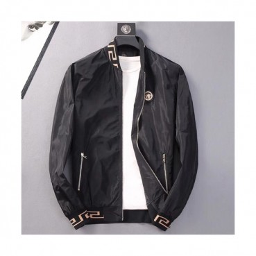 Versace 2019 Mens Medusa Patch Logo Casual Hood Jacket - 베르사체 남성 메두사 패치로고 캐쥬얼 후드자켓 VERJK0010.Size(m