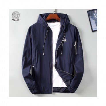 Versace 2019 Mens Medusa Patch Logo Casual Hood Jacket - 베르사체 남성 메두사 패치로고 캐쥬얼 후드자켓 Ver0214x.Size(m