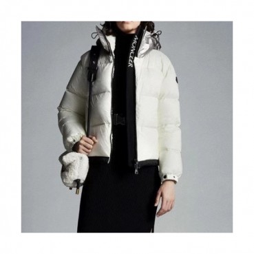 Moncler  Womens Patch Logo Modern Duck Down Padding White - 몽클레어 2021 여성 패치 로고 모던 덕다운 패딩 Moc02441x Size(0 