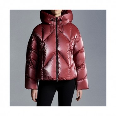 Moncler  Womens Patch Logo Modern Duck Down Padding Burgundy - 몽클레어 2021 여성 패치 로고 모던 덕다운 패딩 Moc02422x Size(0 