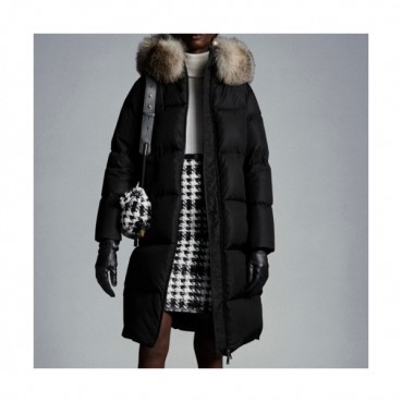 Moncler  Womens Patch Logo Modern Duck Down Long Padding Black - 몽클레어 2021 여성 패치 로고 모던 덕다운 롱패딩 Moc02384x Size(0 