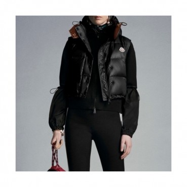 Moncler  Womens Patch Logo Modern Duck Down Padding Vest Black - 몽클레어 2021 여성 패치 로고 모던 덕다운 패딩 조끼 Moc02348x Size(1 