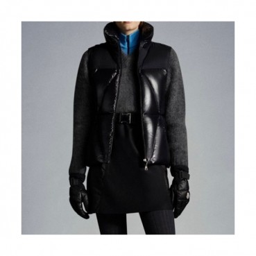 Moncler  Womens Patch Logo Modern Duck Down Padding Vest Black - 몽클레어 2021 여성 패치 로고 모던 덕다운 패딩 조끼 Moc02326x Size(1 