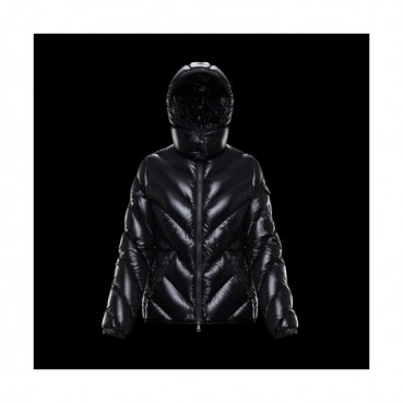 Moncler   Womens Patch Logo Modern Duck Down Short Padding Black - 몽클레어 2021 여성 패치 로고 모던 덕다운 숏패딩 Moc02301x Size(1 