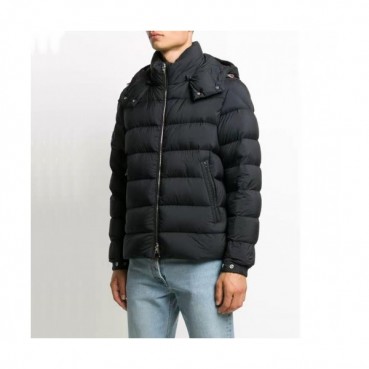 [몽클레어]Moncler 2020 Mens Patch Logo Modern Duck Down Padding - 몽클레어 2020 남성 패치 로고 모던 덕다운 패딩 Moc02032x.Size(m 