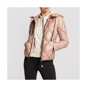 [몽클레어]Moncler 2020 Womens Patch Logo Modern Duck Down Padding - 몽클레어 2020 여성 패치 로고 모던 덕다운 패딩 Moc01883x.Size(s 