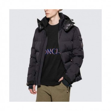 Moncler 2019 Mens Patch Logo Modern Goose Down Padding - 몽클레어 2019 남성 패치 로고 모던 구스다운 패딩 Moc0933x.Size(m 