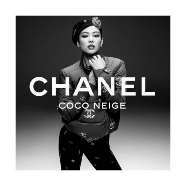 Chanel  Ladies Patch Point Down Padding Dark-navy 